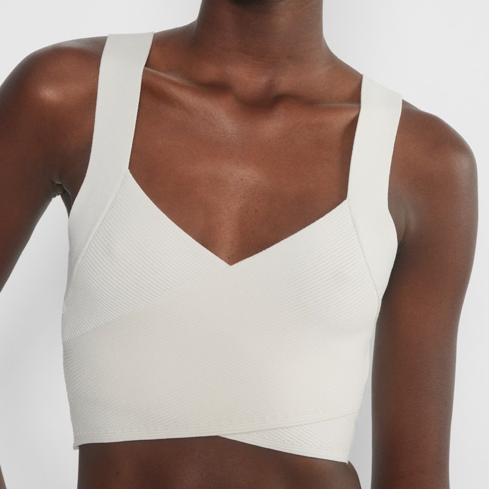 NWT Aritzia Babaton Sculpt Tank S